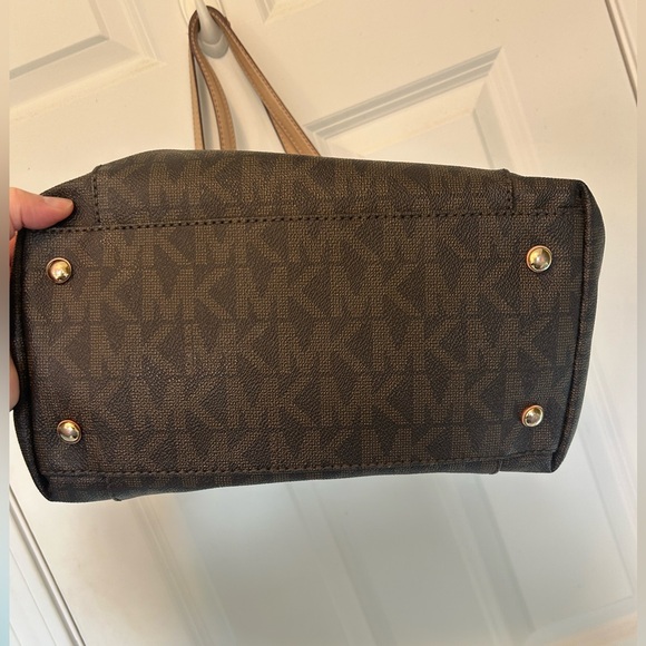 Michael Kors handbag - Picture 3 of 13